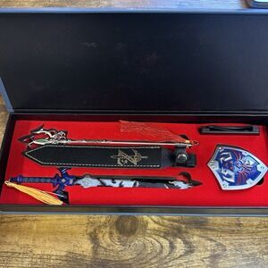 Link Weapon Sword‎ Dagger Sheild Action Figure Game Collection Link Master Sword